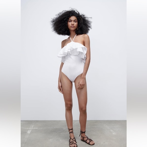 𝅺Zara RUFFLED RIB BODYSUIT white Sz L - Picture 2 of 10